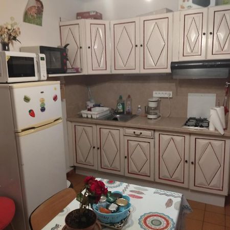 F1 Chambre Et Cuisine Reynès Esterno foto