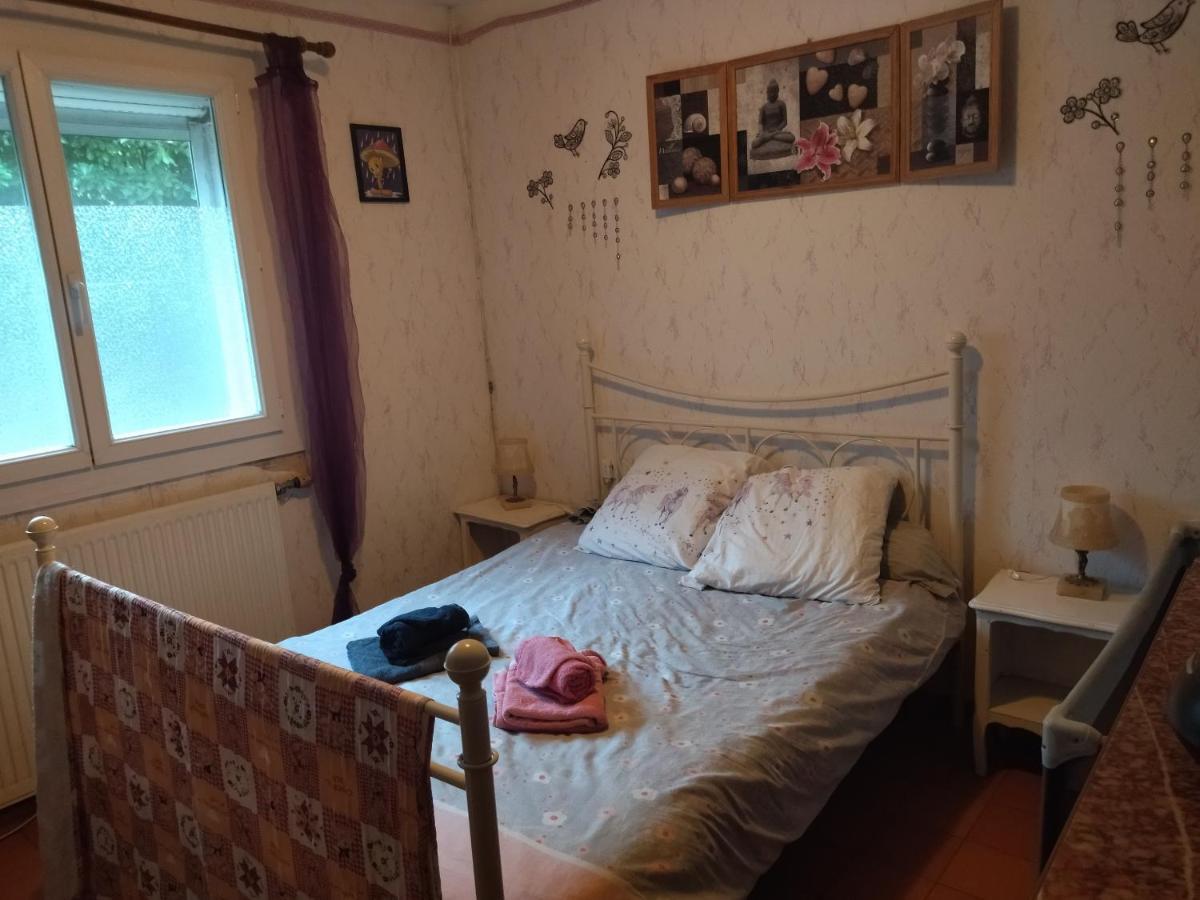 F1 Chambre Et Cuisine Reynès Esterno foto